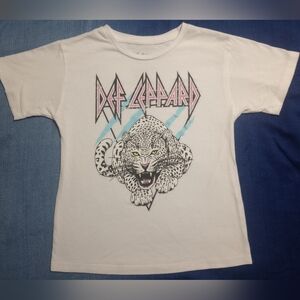Def Leppard Kids Graphic T-Shirt | Size S (6/6X) | Snow Leopard Rock Tee